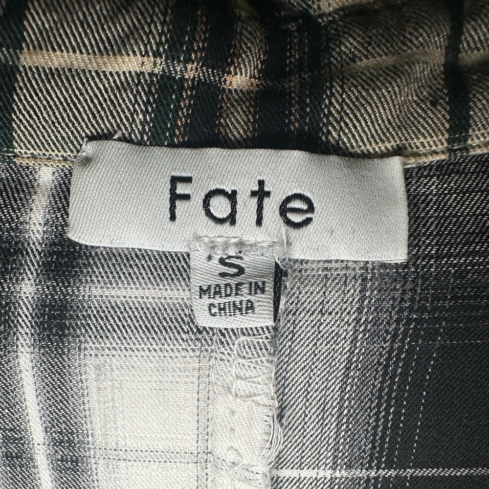 Fate Multi Block Cropped Flannel - Picture 3 of 12